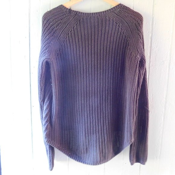 💎 Oversized Chunky Knit Black Sweater - Picture 4 of 8